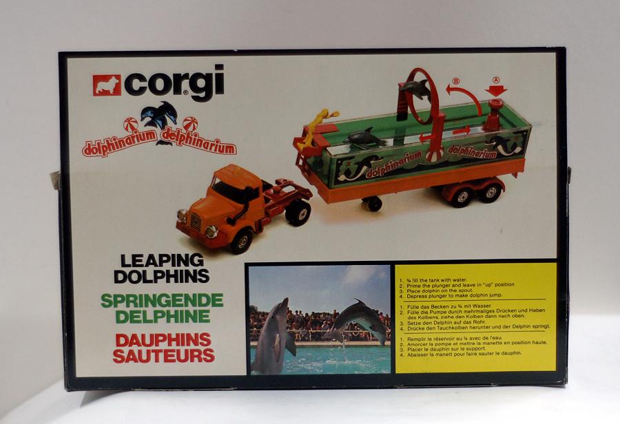 CORGI TOYS 1164 BERLIET DOLPHINARIUM MIB  