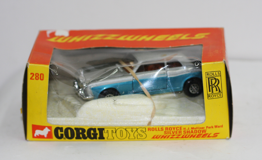 CORGI TOYS #280 WHIZZWHEELS 2 TONE ROLLS ROYCE MULLINER PARK WARD